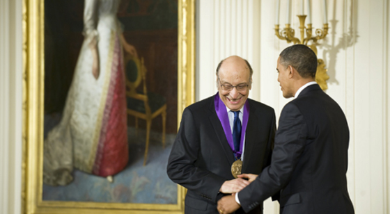 Milton Glaser accepting award from President Obama
